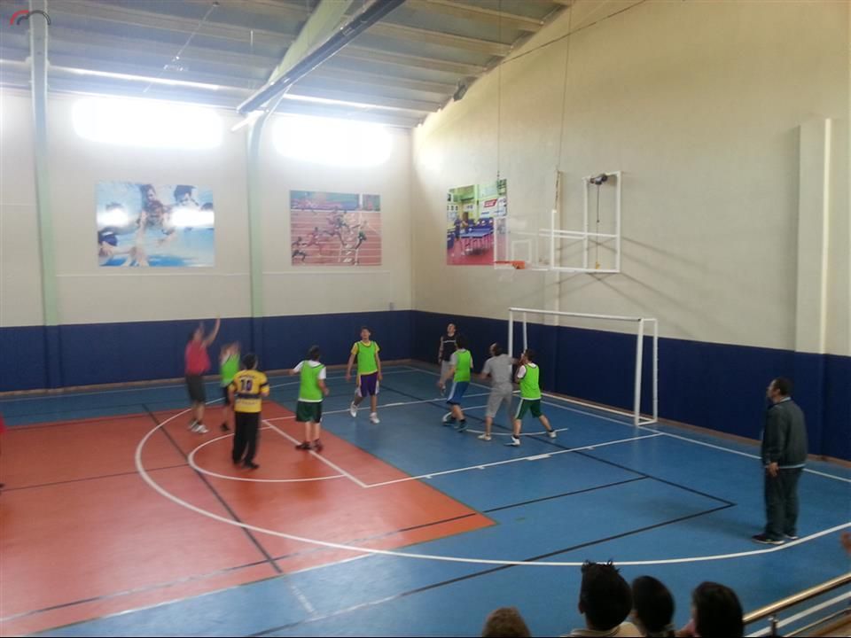 Öğretmenlerimiz ile Basketbol Takımı Arasındaki Maç