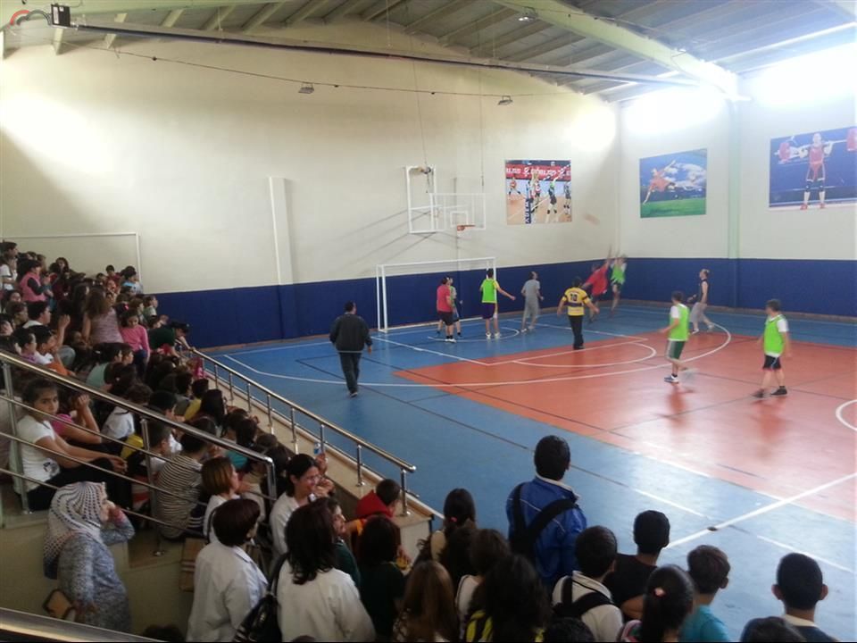 Öğretmenlerimiz ile Basketbol Takımı Arasındaki Maç