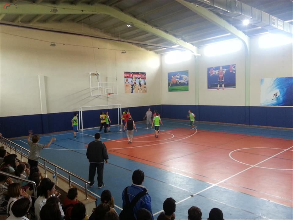 Öğretmenlerimiz ile Basketbol Takımı Arasındaki Maç