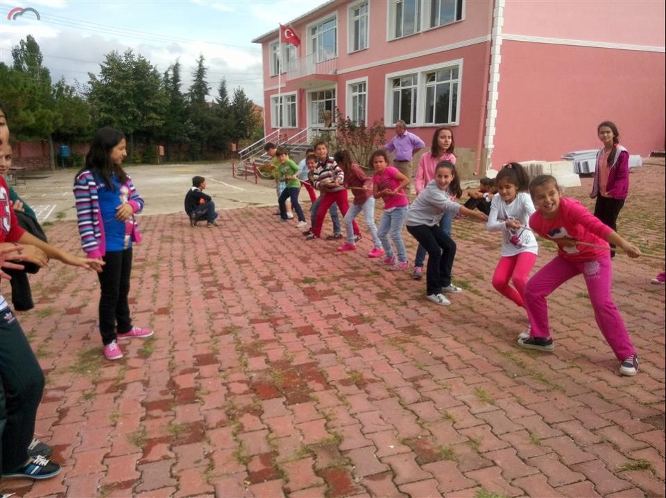 Üsküp Atatürk Ortaokulu'nda İlköğretim Haftası Şenlikleri