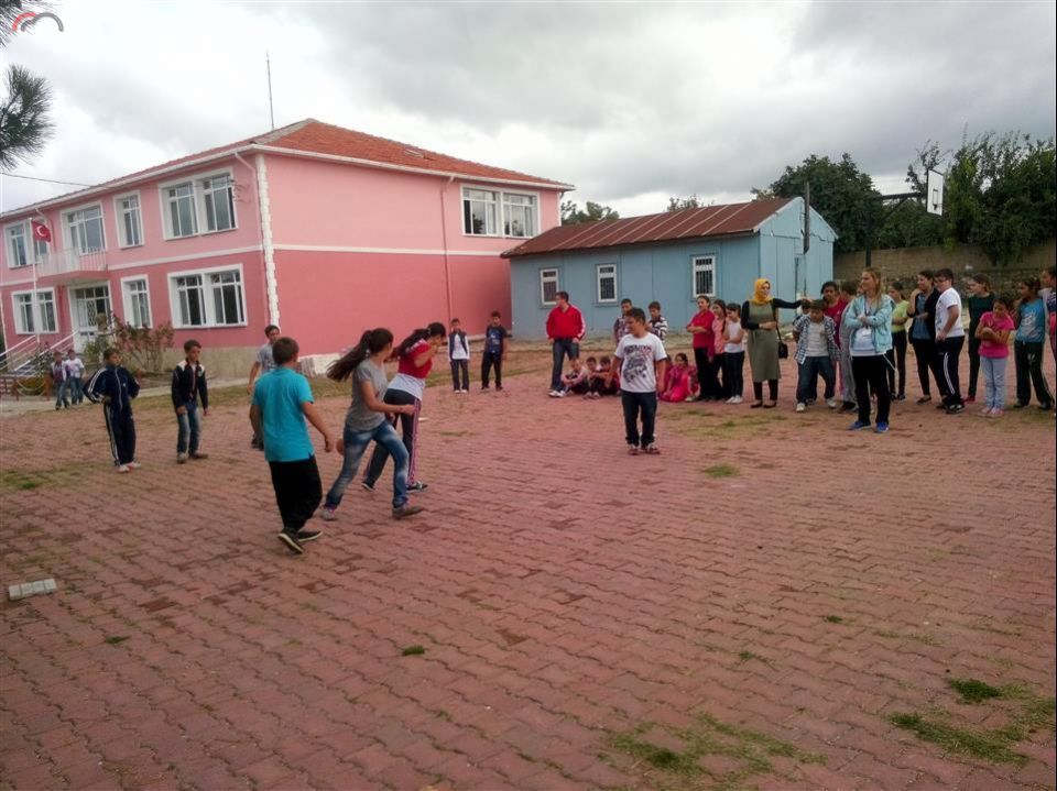 Üsküp Atatürk Ortaokulu'nda İlköğretim Haftası Şenlikleri