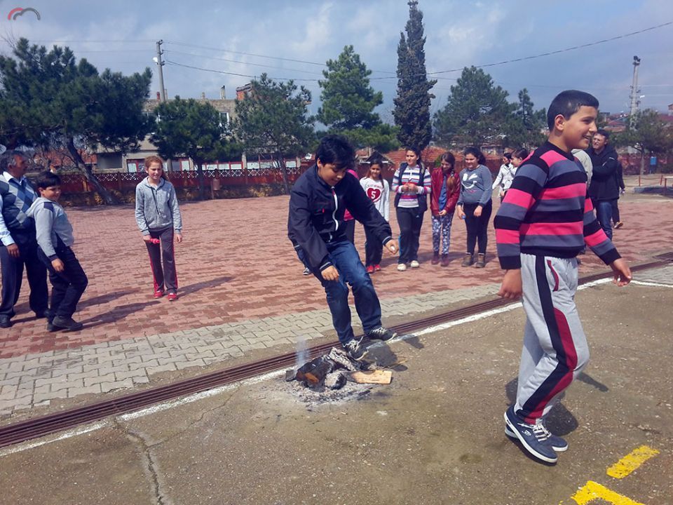 Üsküp Atatürk Ortoakulu'nda Nevruz Etkinlikleri